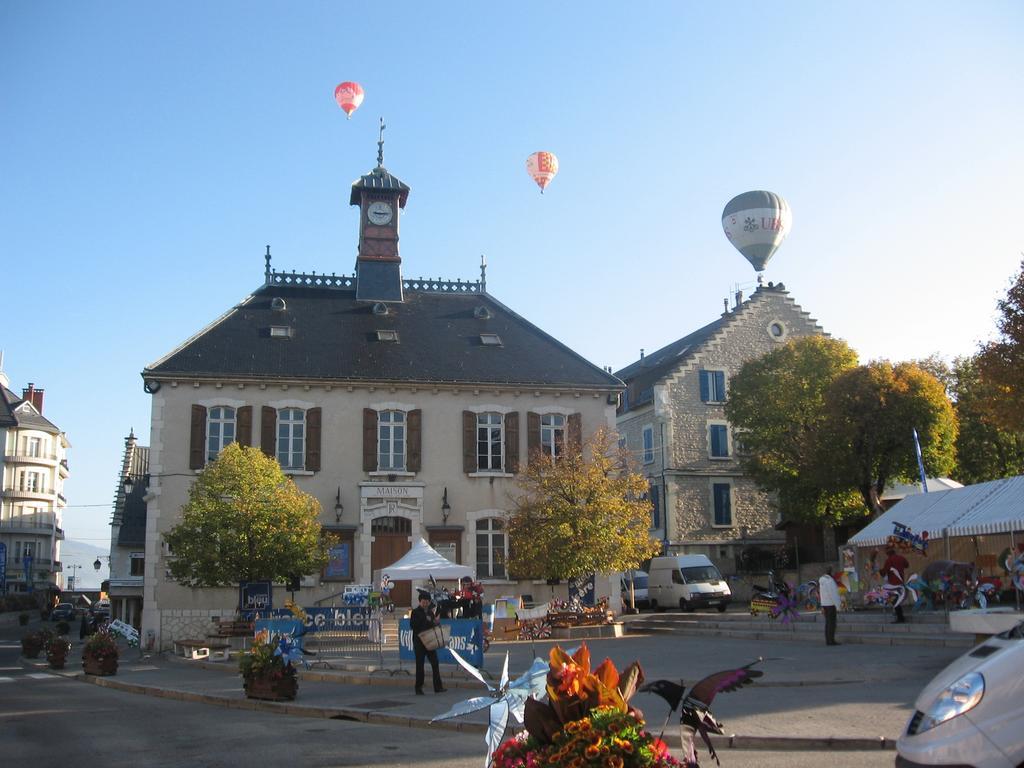 Hotel Du Centre Villard-de-Lans Exterior foto